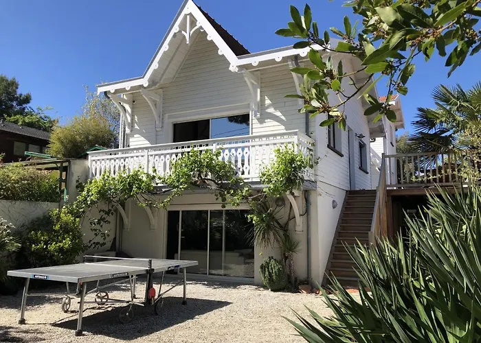 Boisee Avec Piscine Et Jardin, Proche Commerces Et Plage, Wifi Inclus A - Fr-1-374-55